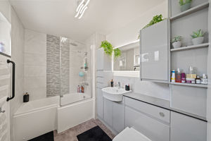 Photo 17- click for photo gallery